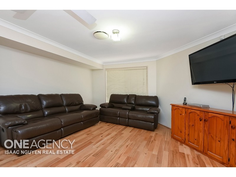 3 Springfield Pl, Forest Lake QLD 4078