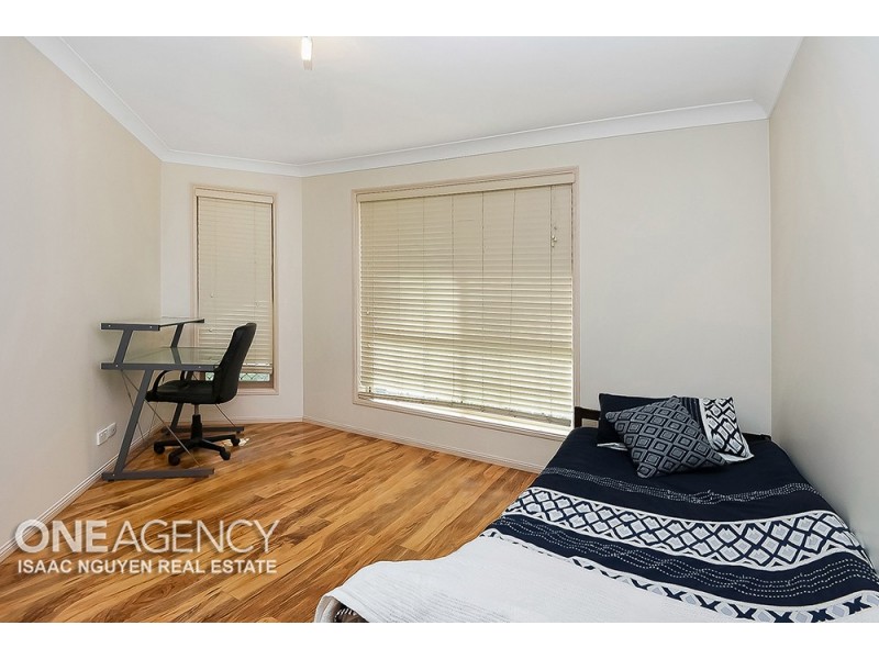 3 Springfield Pl, Forest Lake QLD 4078