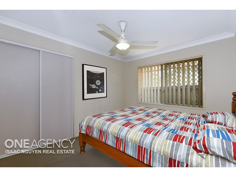 52 Acorn Street, Forest Lake QLD 4078