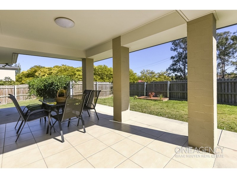 29 Dinnigan Cres, Durack QLD 4077