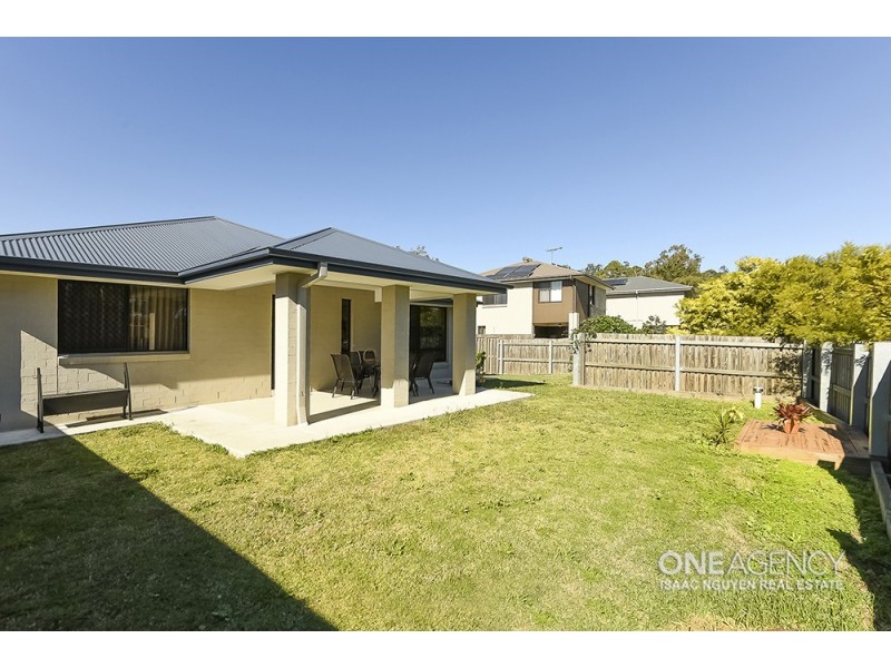 29 Dinnigan Cres, Durack QLD 4077