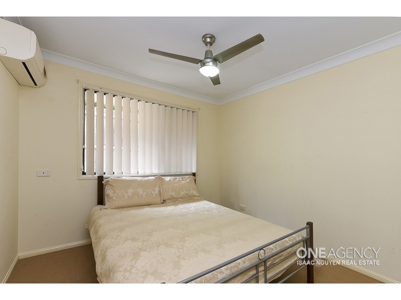 18 Sanctuary Dr, Forest Lake QLD 4078