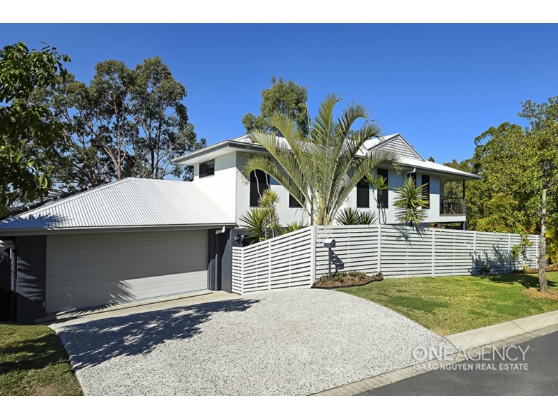 45 Christopher Pl, Sinnamon Park QLD 4073