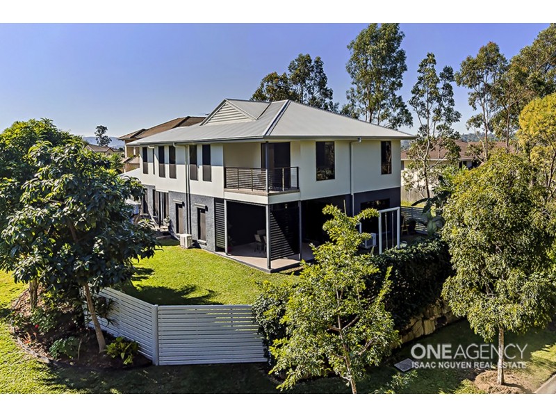 45 Christopher Pl, Sinnamon Park QLD 4073