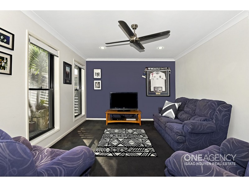 45 Christopher Pl, Sinnamon Park QLD 4073