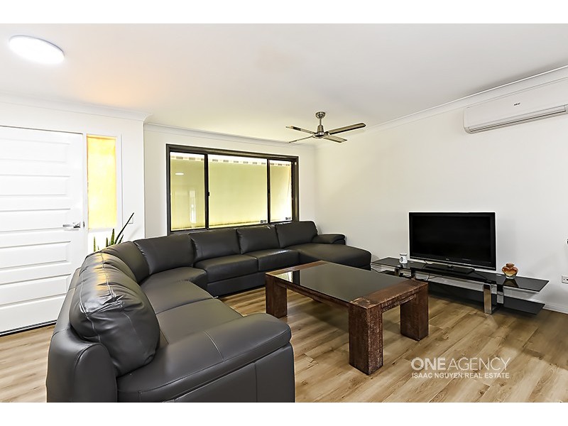 22 Akama Rd, Durack QLD 4077