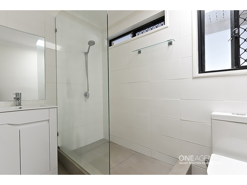 22 Akama Rd, Durack QLD 4077