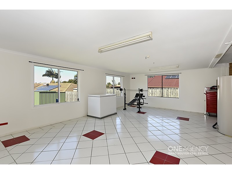 22 Akama Rd, Durack QLD 4077