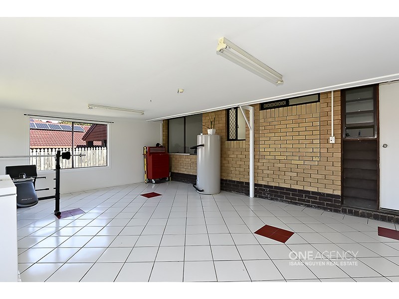 22 Akama Rd, Durack QLD 4077