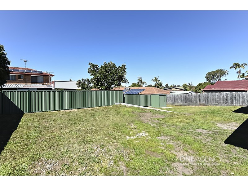 22 Akama Rd, Durack QLD 4077