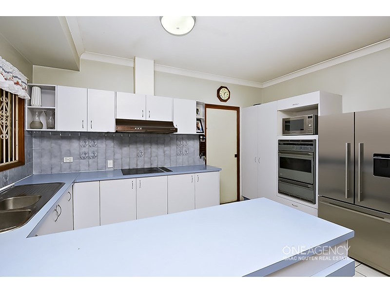 277 Blunder Rd, Durack QLD 4077