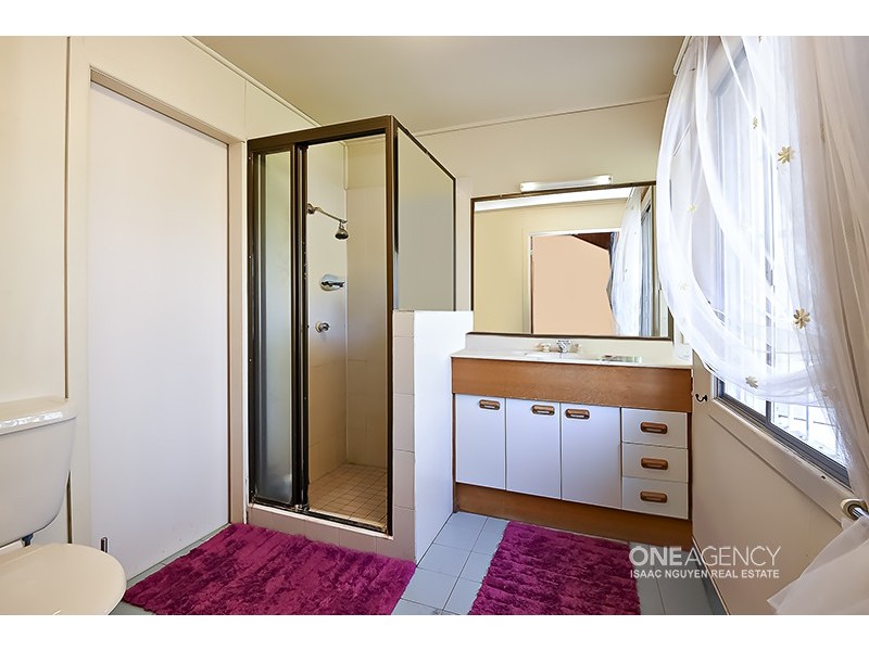 834 Oxley Rd, Corinda QLD 4075