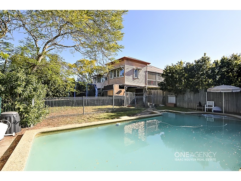 834 Oxley Rd, Corinda QLD 4075
