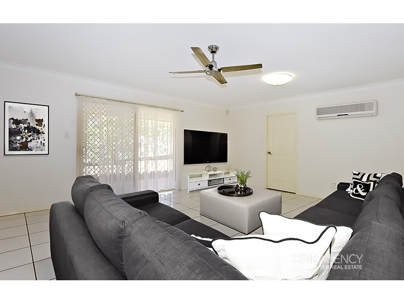 43 Viewpoint Dr, Springfield Lakes QLD 4300