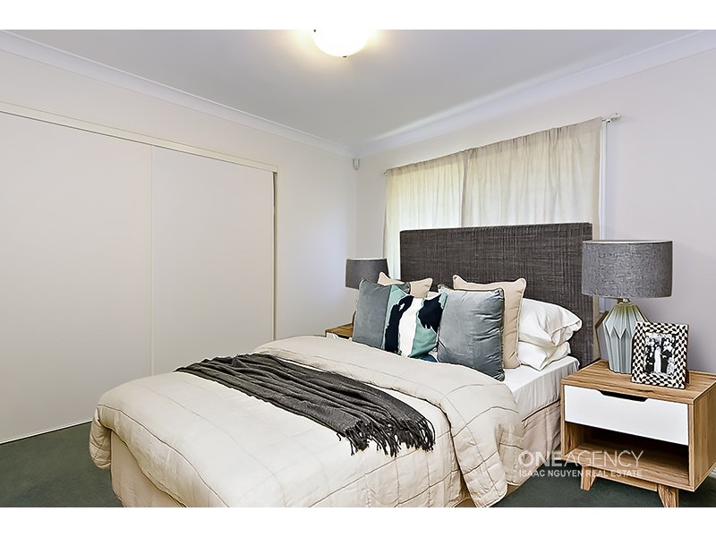 43 Viewpoint Dr, Springfield Lakes QLD 4300