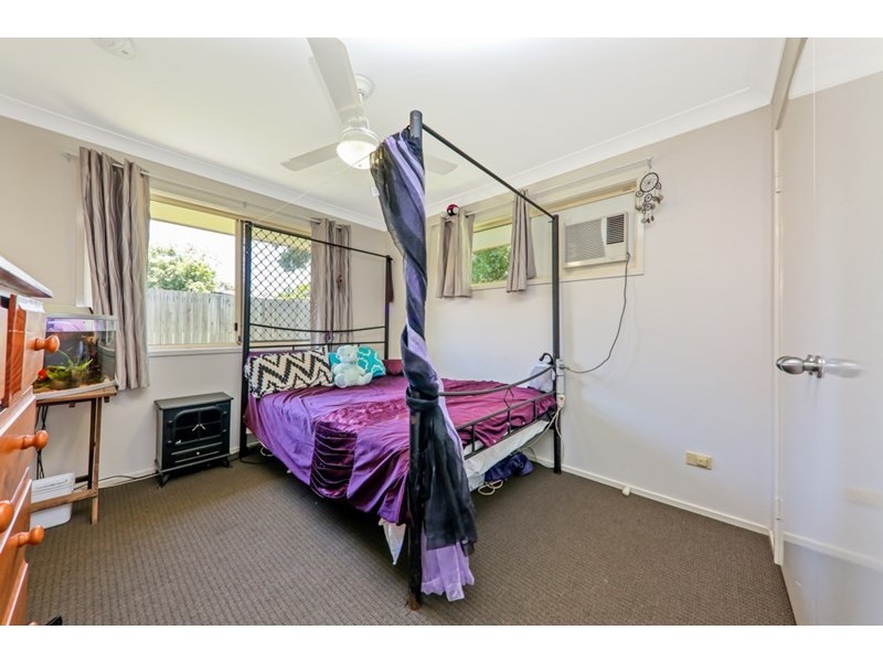 45 Cambridge St, Silkstone QLD 4304