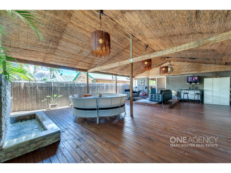 5 Noumea Place, Forest Lake QLD 4078