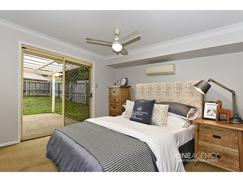 6 Argyle Pl, Forest Lake QLD 4078