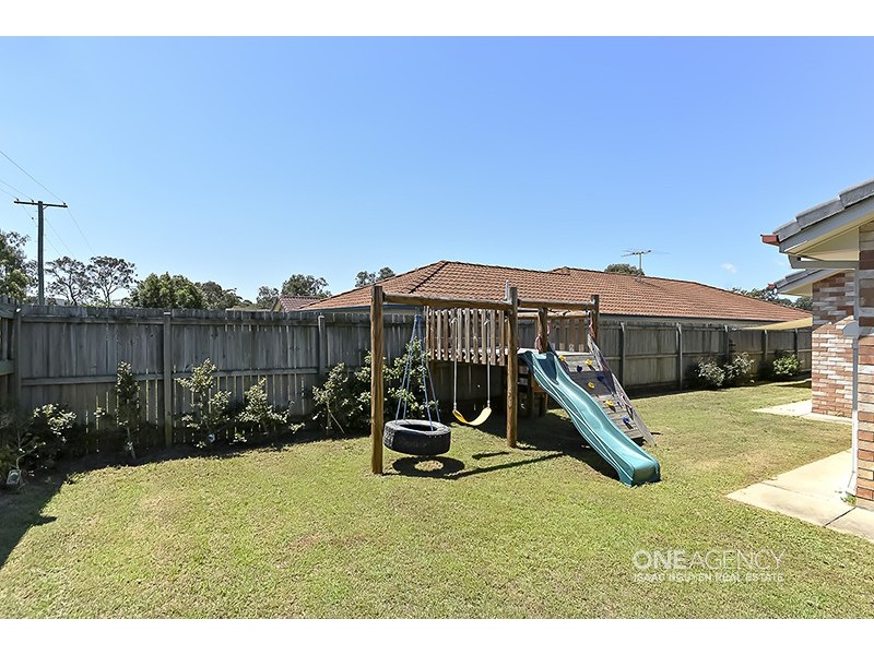 18 Mannix Place, Forest Lake QLD 4078