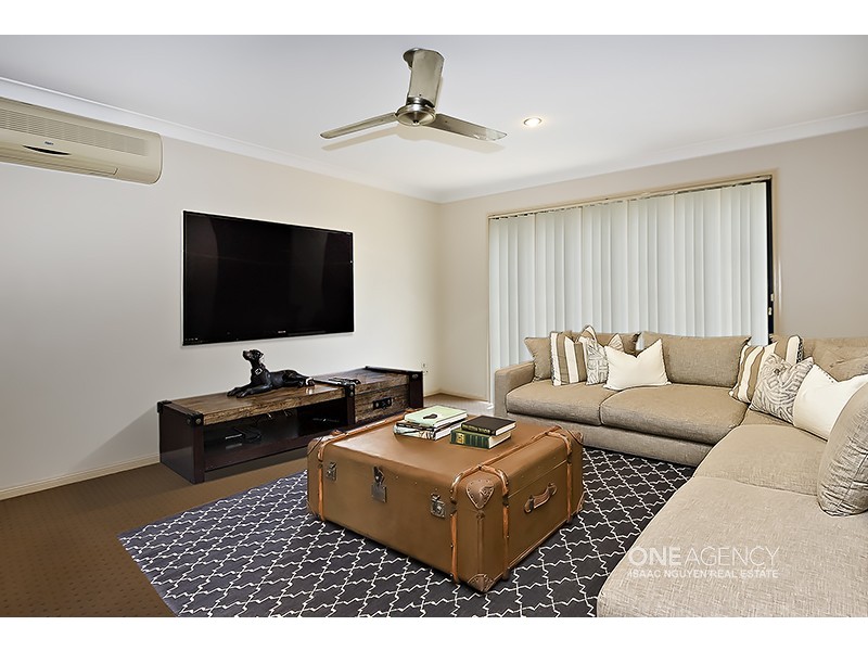 71 Claremont Pde, Forest Lake QLD 4078