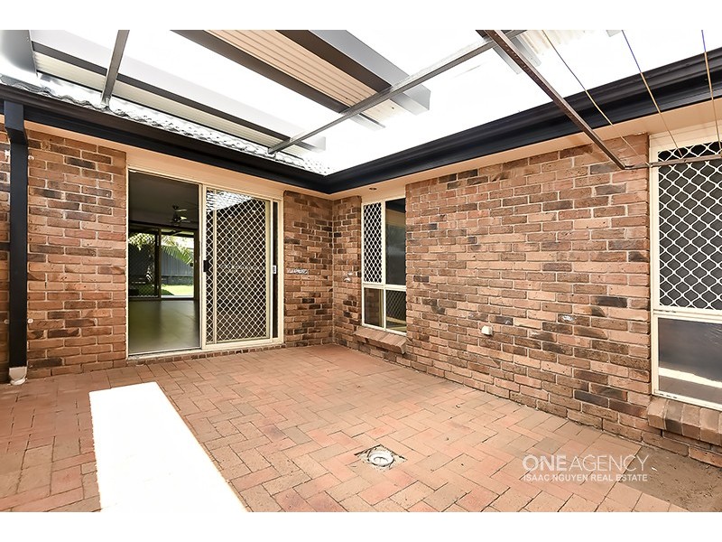 36 Clarendon Cir, Forest Lake QLD 4078