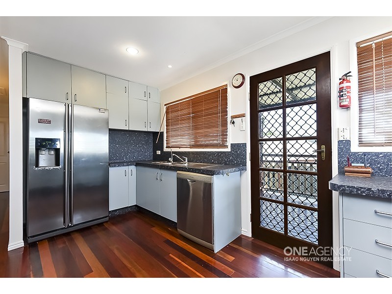 5 Glenala Rd, Durack QLD 4077