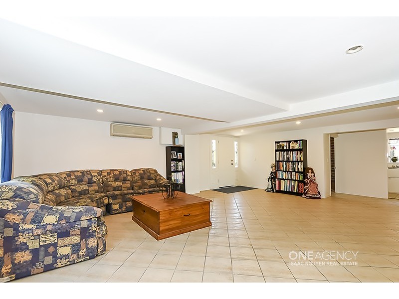 5 Glenala Rd, Durack QLD 4077