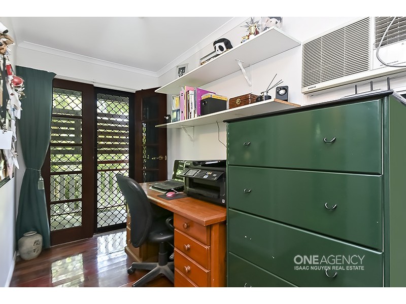 5 Glenala Rd, Durack QLD 4077