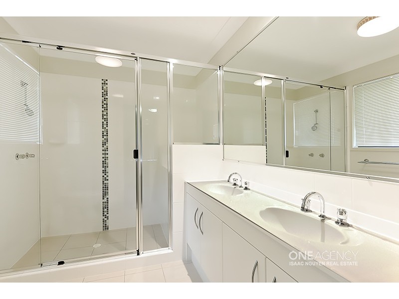 4 Sunny St, Doolandella QLD 4077