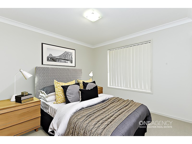 4 Sunny St, Doolandella QLD 4077