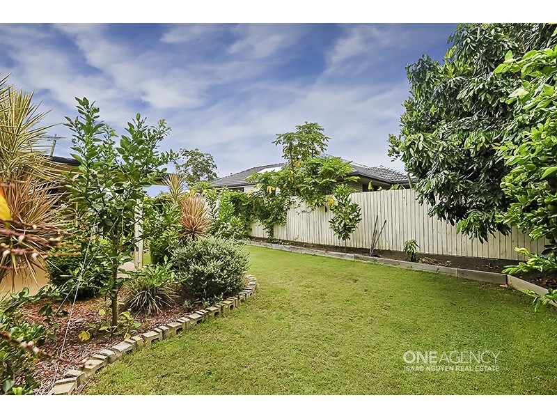 4 Sunny St, Doolandella QLD 4077