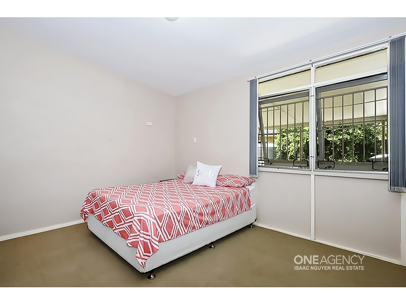 17 Medora St, Durack QLD 4077