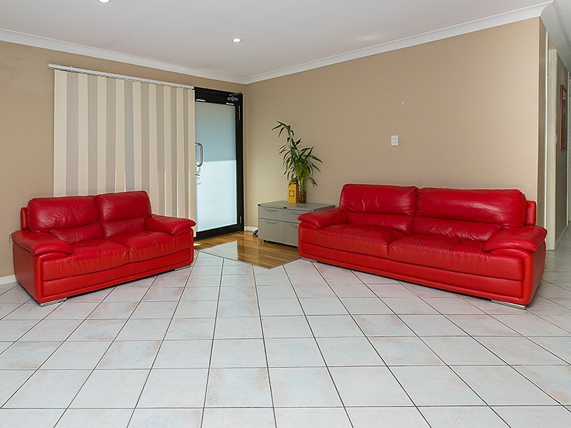 36 Corsair Ave, Inala QLD 4077