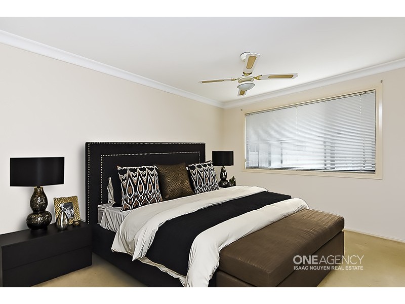 3 Lake Cootharaba Pl, Logan Reserve QLD 4133