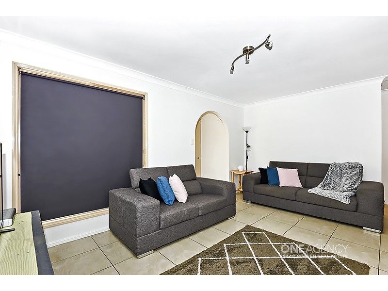 18 Pringle Pl, Forest Lake QLD 4078