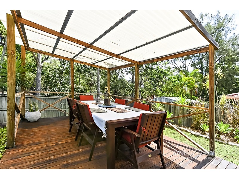 18 Pringle Pl, Forest Lake QLD 4078