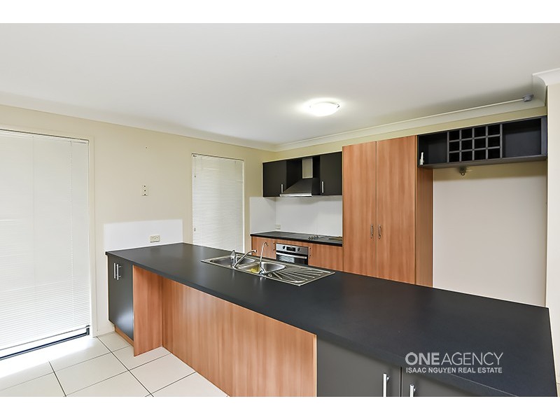 13 Tropical Drive, Forest Lake QLD 4078