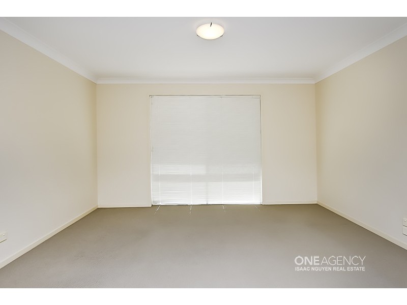 13 Tropical Drive, Forest Lake QLD 4078