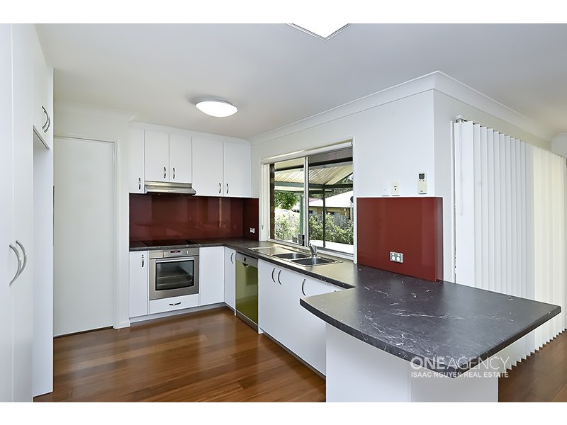 62 Pacific Pde, Forest Lake QLD 4078