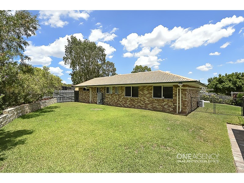 62 Pacific Pde, Forest Lake QLD 4078
