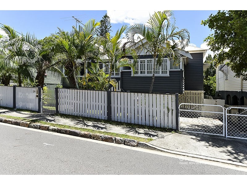29 Lockerbie Street, Kangaroo Point QLD 4169