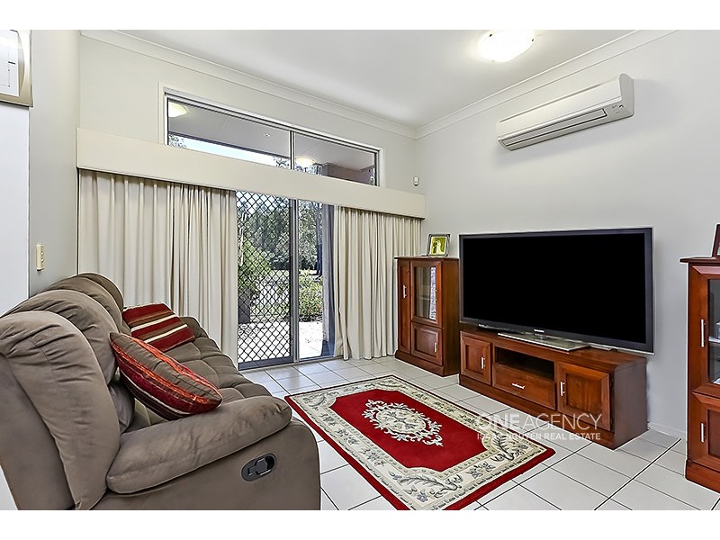 14 Lavender St, Springfield Lakes QLD 4300
