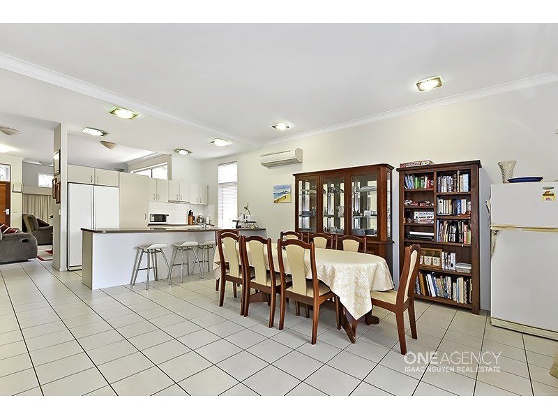 14 Lavender St, Springfield Lakes QLD 4300