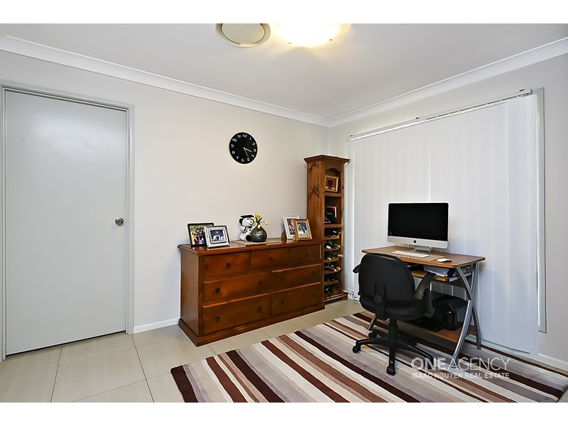 18 Dandenong St, Forest Lake QLD 4078