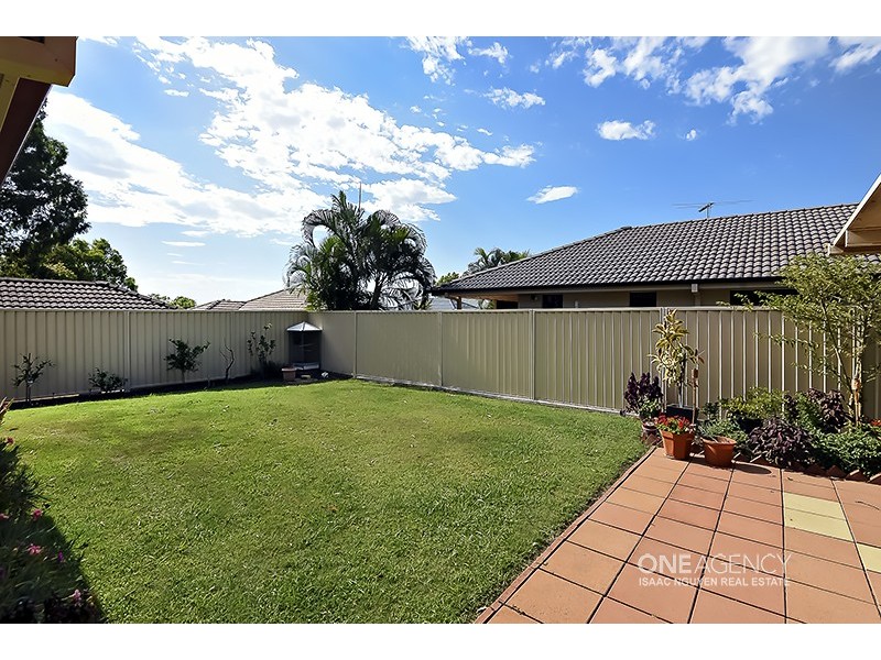 18 Dandenong St, Forest Lake QLD 4078