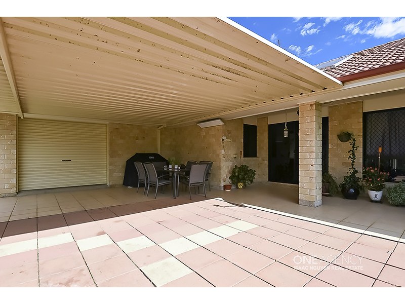 18 Dandenong St, Forest Lake QLD 4078