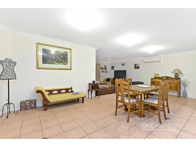 20 Glasshouse Cr, Forest Lake QLD 4078