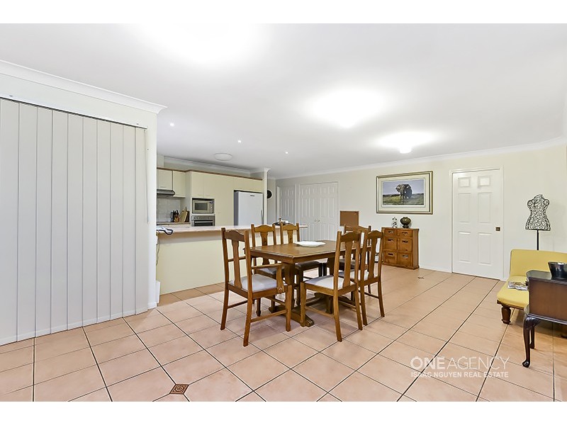 20 Glasshouse Cr, Forest Lake QLD 4078