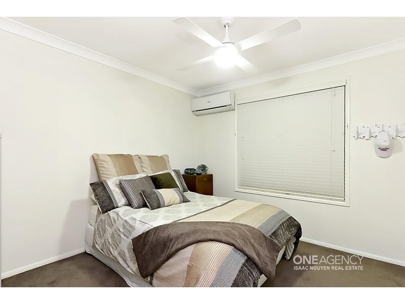 20 Glasshouse Cr, Forest Lake QLD 4078