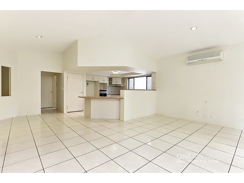 20 Montserrat Place, Forest Lake QLD 4078